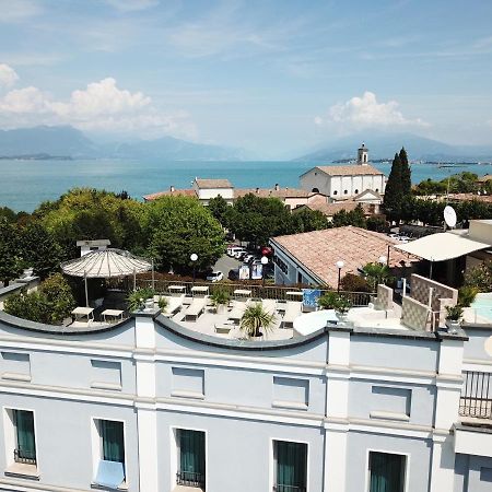 Hotel Enrichetta Desenzano del Garda Ngoại thất bức ảnh